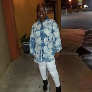 Meet your Posher, Gabby